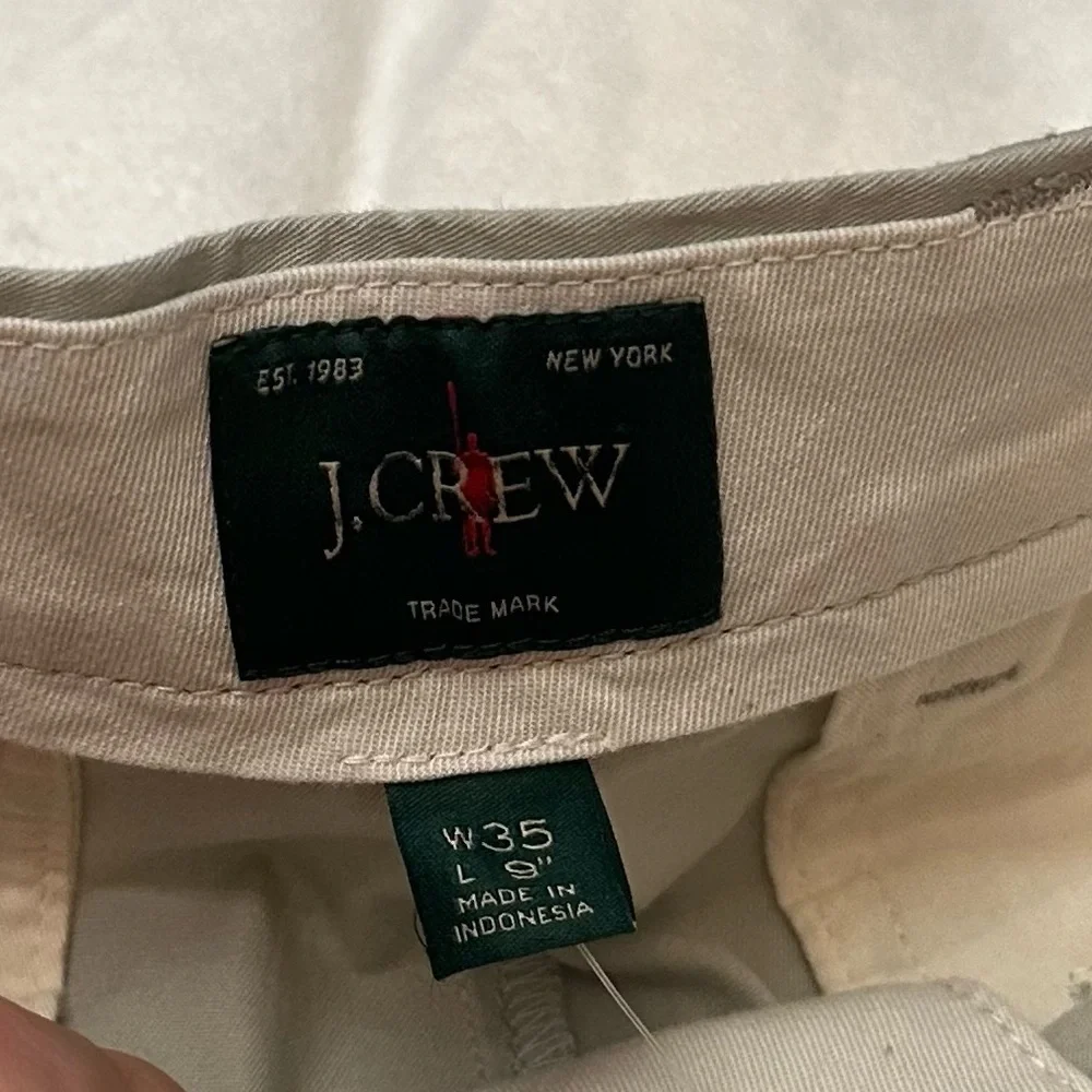 New! J. Crew portsider 9” Light Gray Flat Front Shorts 51124